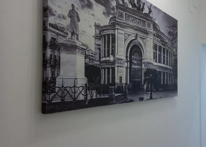 Momenti E Monumenti